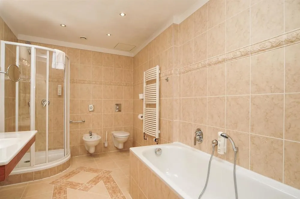 Josephine Old Town Square Hotel - Czech Leading Hotels Prag 4*,